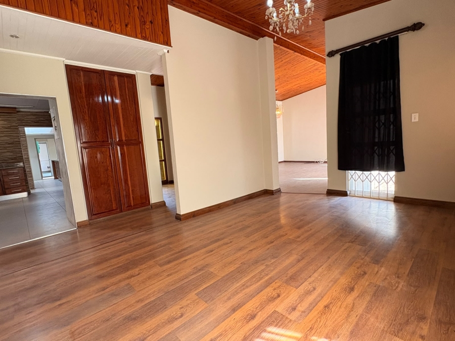 5 Bedroom Property for Sale in Sasolburg Ext 4 Free State
